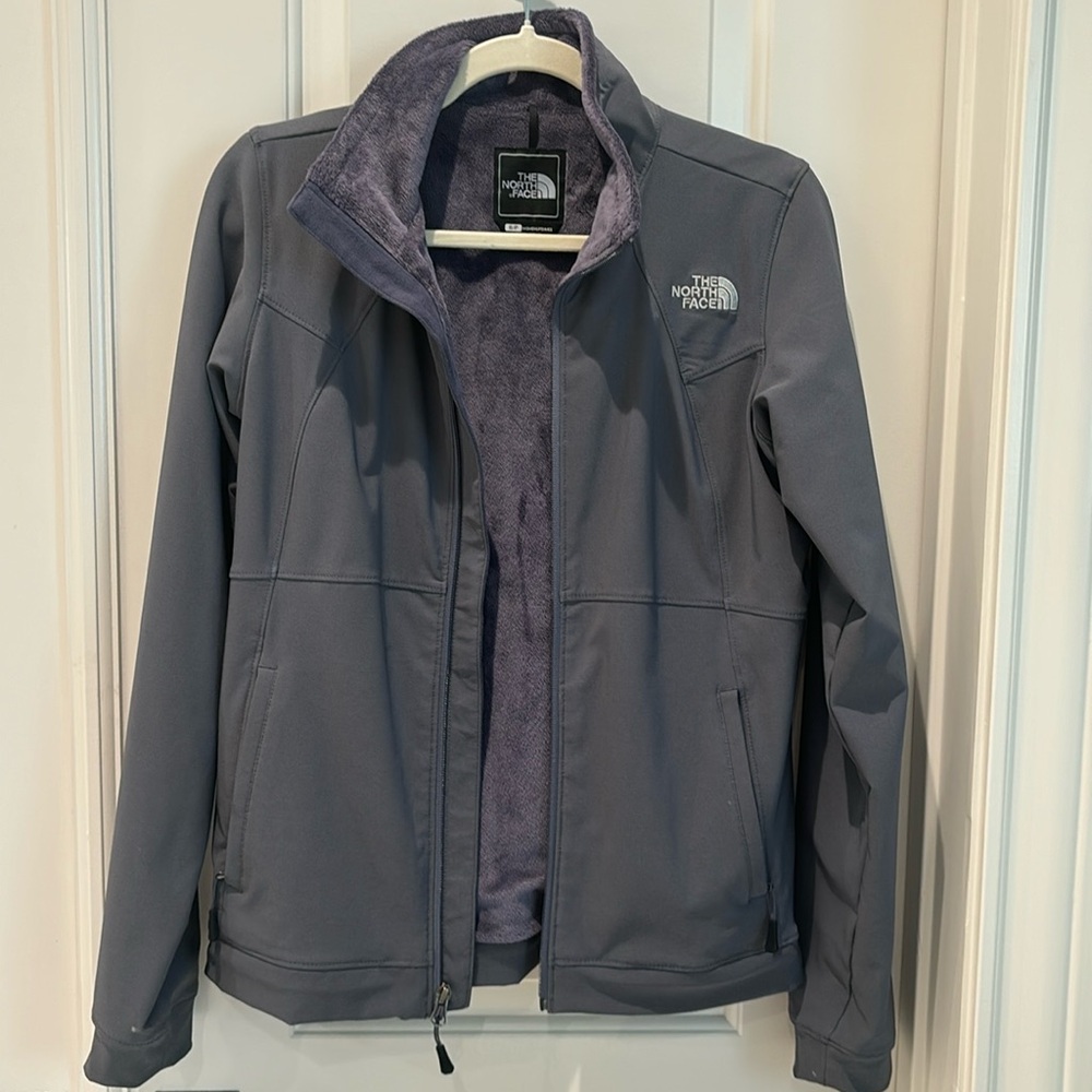 THE NORTH FACE fleece lined jacket. Dark Mulberry color.